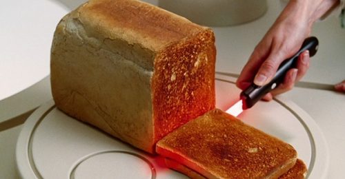 Couteau sabre laser à toast